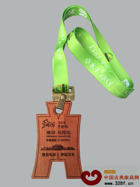 九游互动祁连山猫队守住胜果塞外雄鲨队，马拉松邀请赛上演裁判判罚引热议！赛后更衣室沸腾的简单介绍