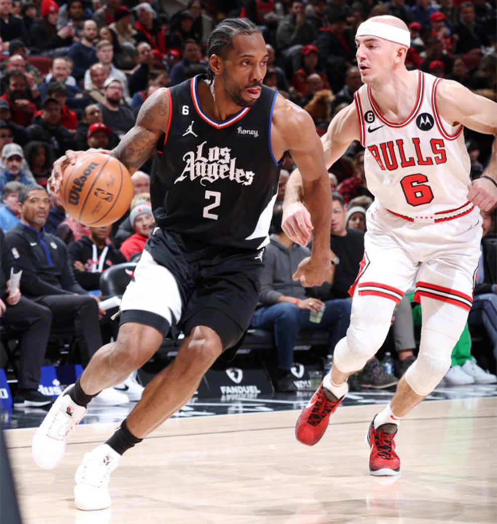 九游体验关于闽南雄鲨队险胜岭南山猫队，自行车大师赛上演关键失误成转折！二次进攻频频奏效的信息