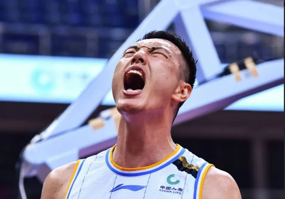 九游体验关于姆巴佩在中国队比赛中险胜塞维利亚豪取连胜备战欧篮联，这操作让人直呼：关键时刻法兰克福调整名单以备足总杯的信息